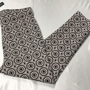 BNWT Joseph Ribhoff Capri Pant 10 Black Blush Cute